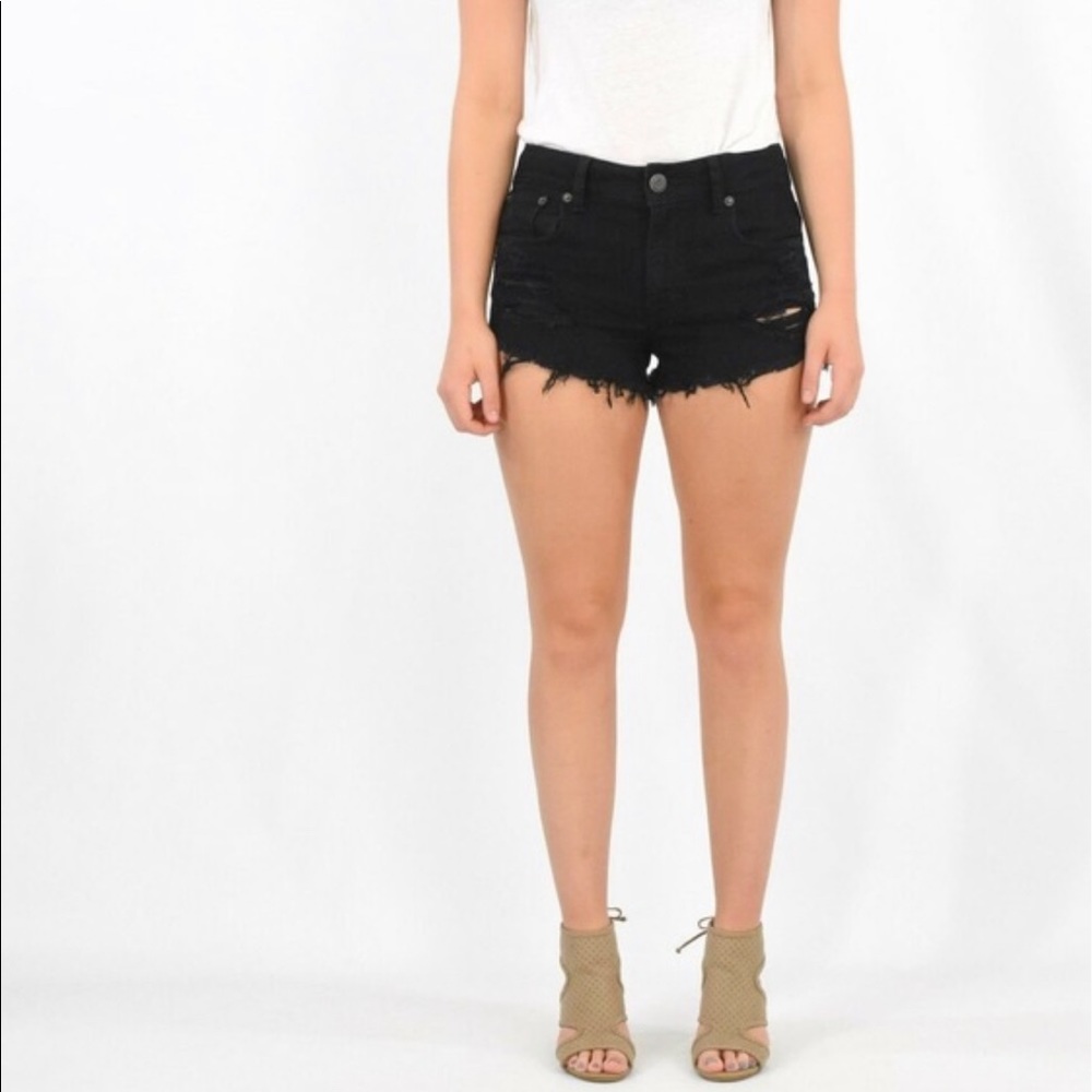 AEO black shorts!